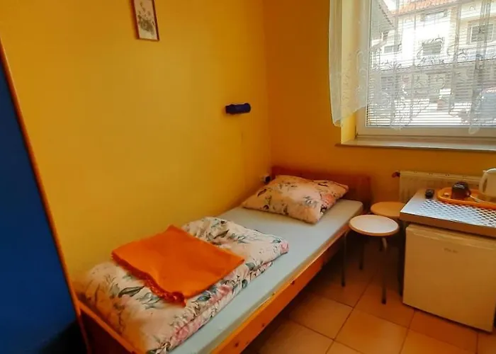 Goscinne Ibiza Alloggio in famiglia *