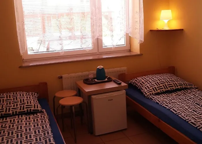 Goscinne Ibiza Alloggio in famiglia *